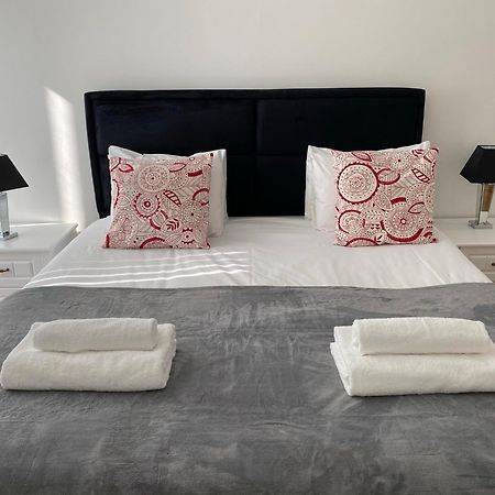 Berks Luxury Serviced Apartments , Free Parking, Free Gym And Free Wifi Bracknell Zimmer foto