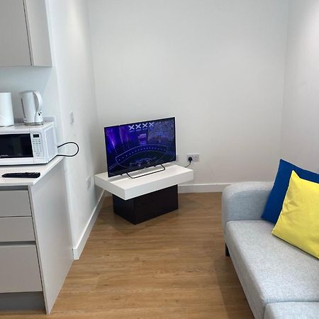Berks Luxury Serviced Apartments , Free Parking, Free Gym And Free Wifi Bracknell Zimmer foto
